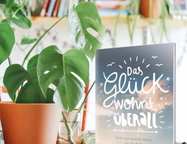 Rezension – „Das Glück wohnt überall“ von Katharina Reimer
